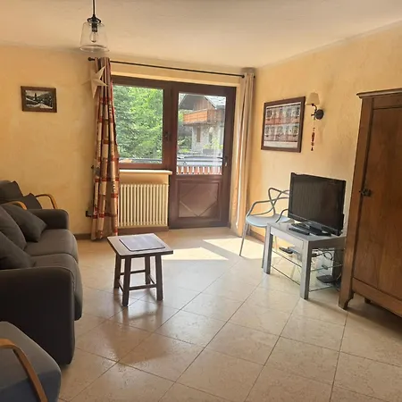 We Are 4810 Le Piolet Apartment